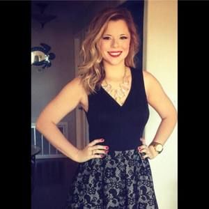 Meet your Posher, Hayley